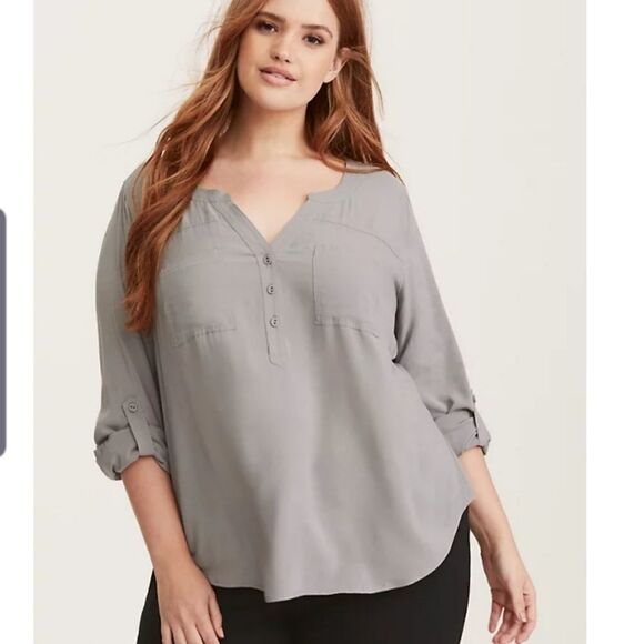 Torrid grey challis pullover blouse sz 6 - Picture 1 of 6